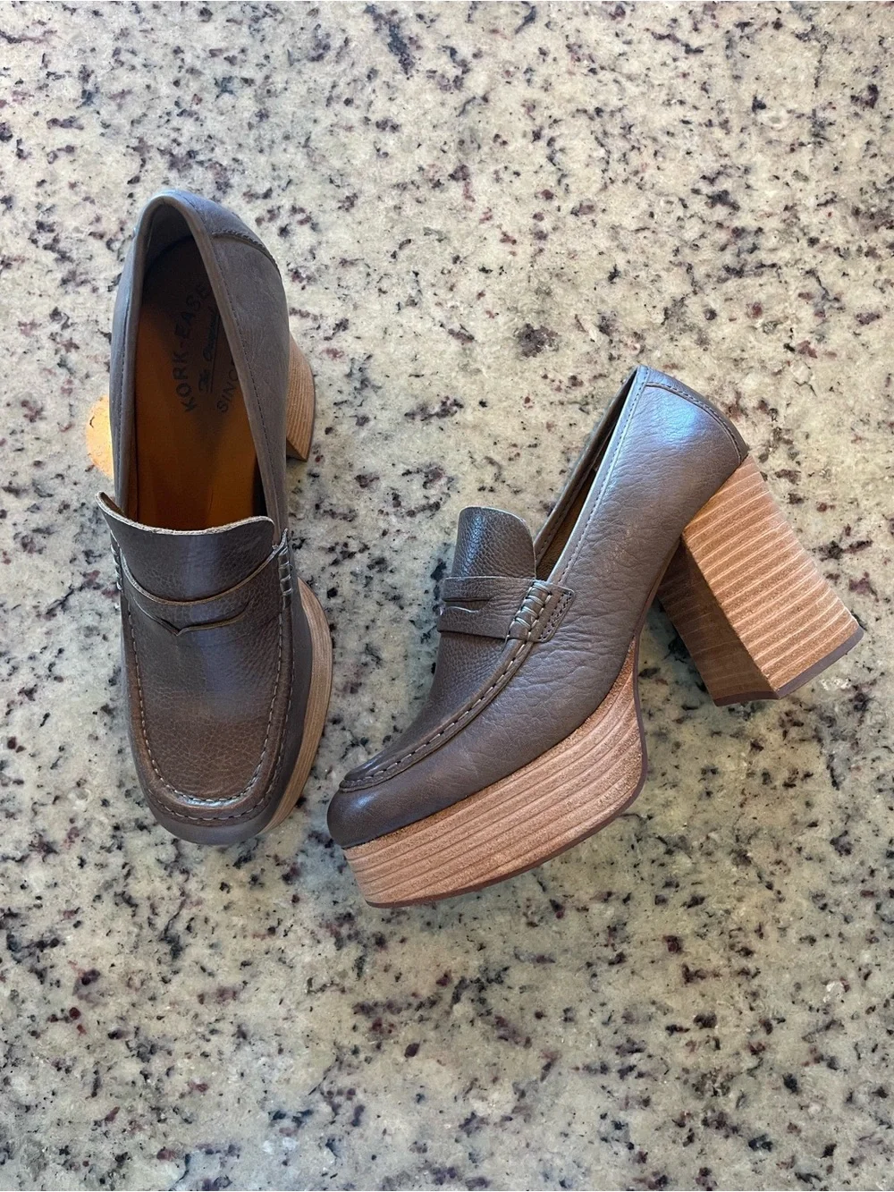 New Kork-Ease Barbara Platform Penny Loafer Pumps 8